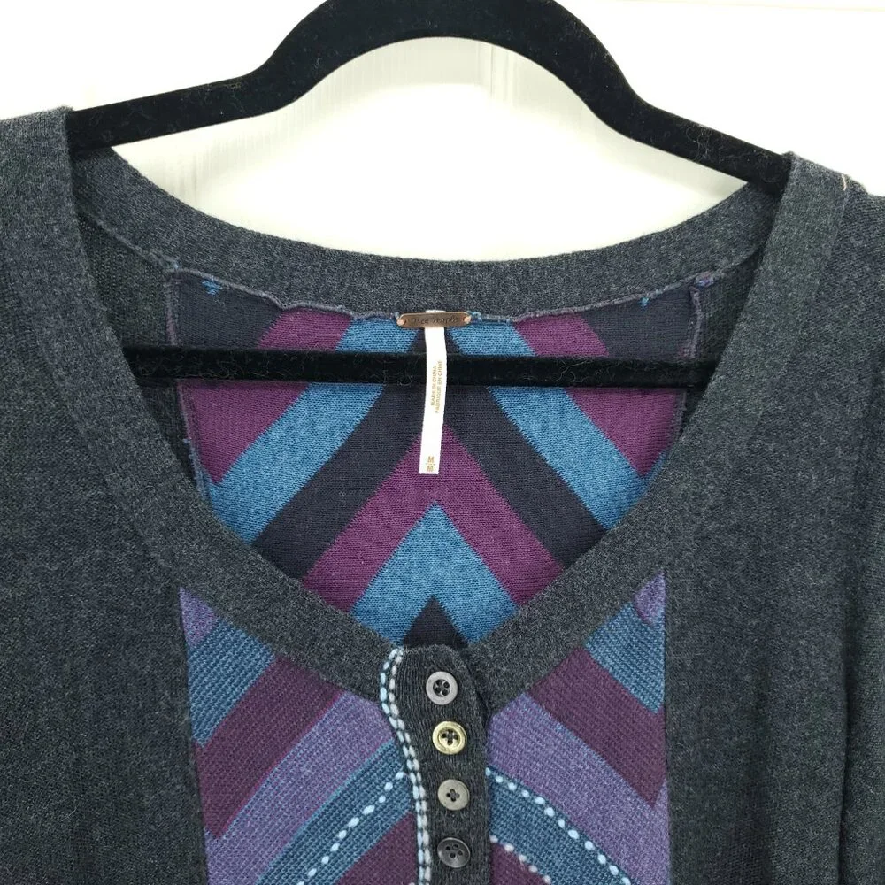 Free People Button Front Chevron V-Neck Sweater M Gray/Purple